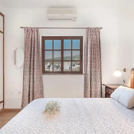Holiday home Casa Tenades