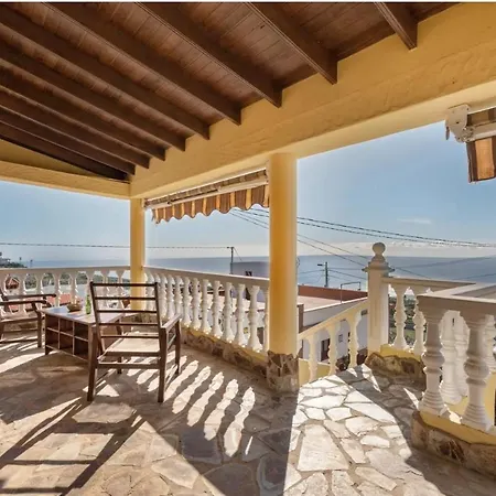 Casa Tenades Holiday home