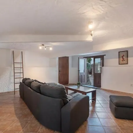 Holiday home Casa Tenades