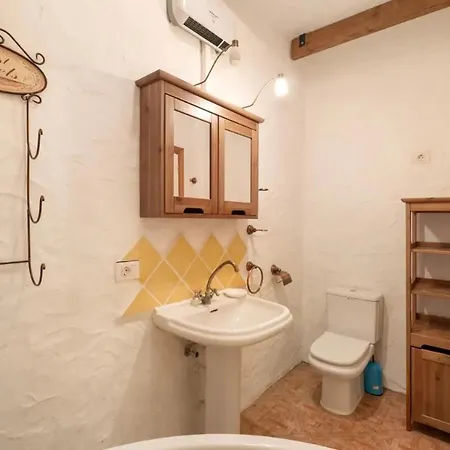 Casa Tenades *