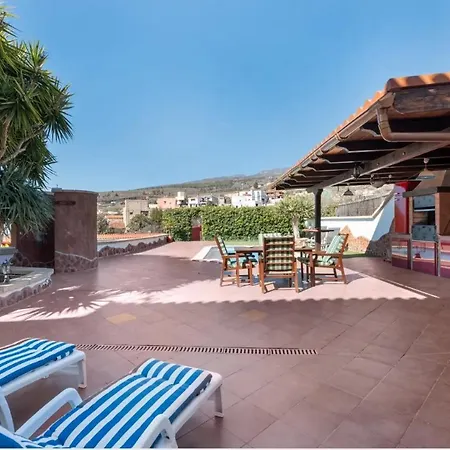 Casa Tenades Vakantiehuis *